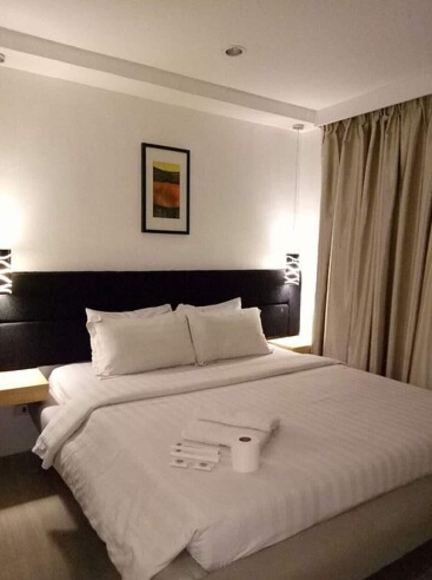 Dragonlink Suites Makati City Екстер'єр фото