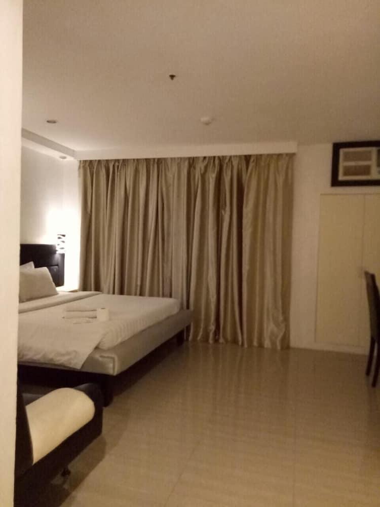 Dragonlink Suites Makati City Екстер'єр фото