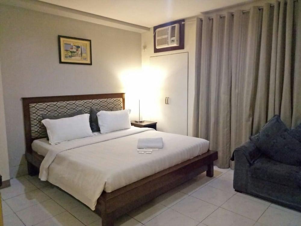 Dragonlink Suites Makati City Екстер'єр фото