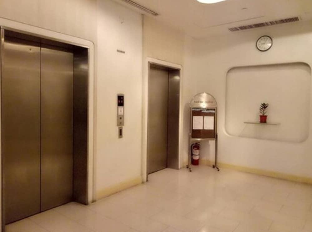 Dragonlink Suites Makati City Екстер'єр фото