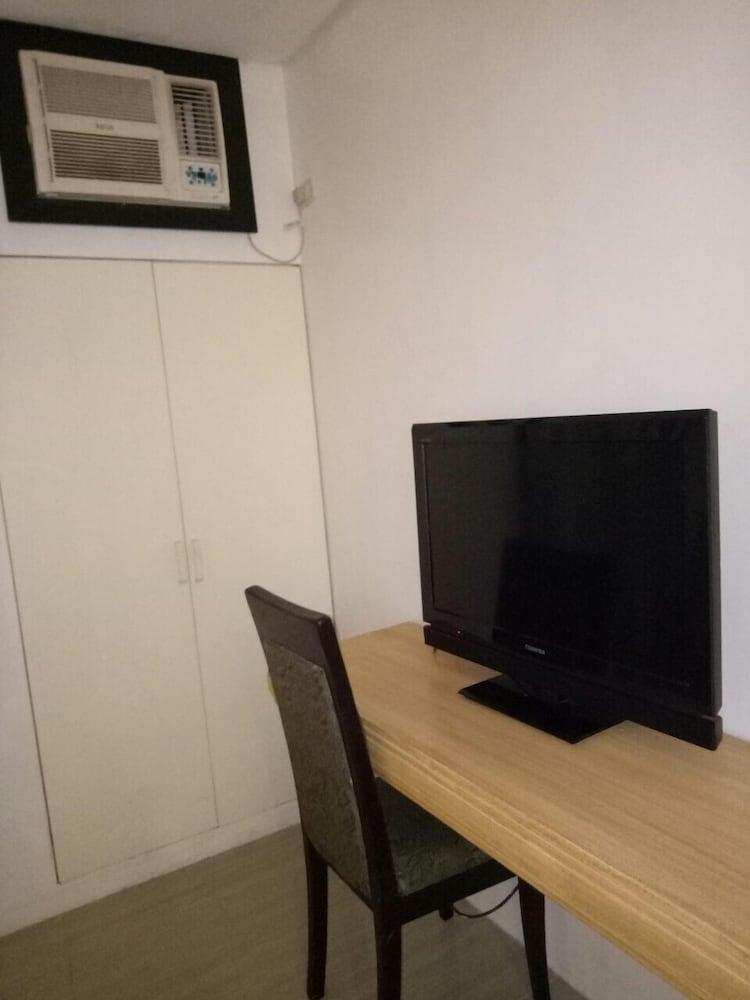 Dragonlink Suites Makati City Екстер'єр фото